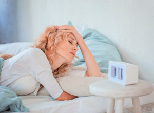 BUDITE SE SA GLAVOBOLJOM? Simptomi koji se javljaju ujutru upozoravaju na ozbiljne bolesti! (FOTO)