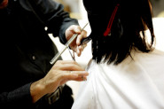 RAZLOG ZA OPREZ: Kako frizer može da vam napravi pakao od kose?!