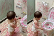 BUDUĆI VELIKI UMETNIK: Beba je uzela stvar u svoje ruke i „preuredila“ kupatilo!