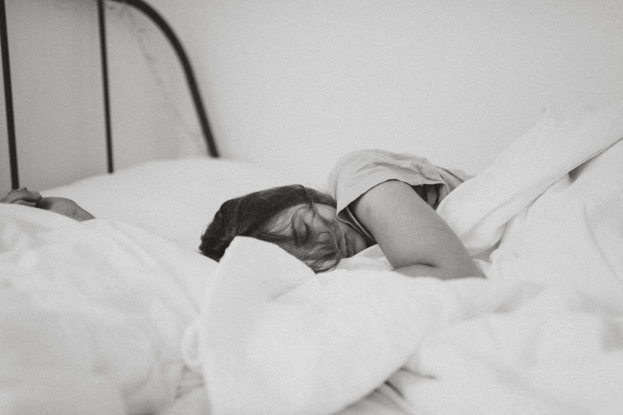 DA SE ODMORITE I OZDRAVITE: Ovo je najbolji položaj za spavanje