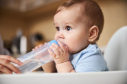 REŠENJE VELIKE DILEME: Da li je voda opasna po bebe?