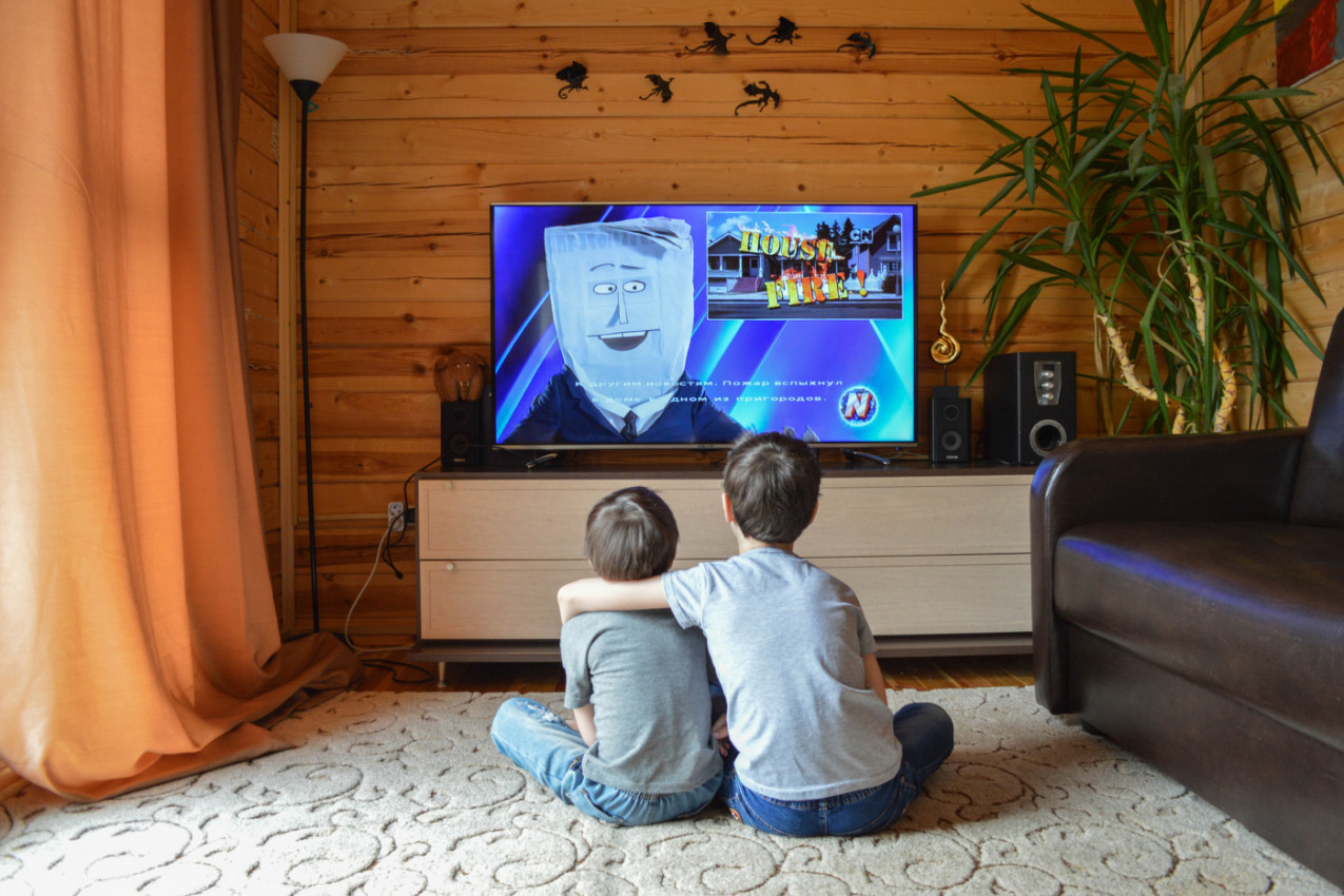 GLEDANJE TELEVIZIJE JE OPASNO: Evo kako je TV povezan sa demencijom