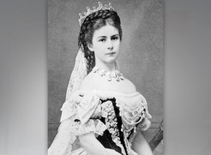 ŠOKANTNE TAJNE NAJLEPŠE ŽENE 19. veka: Saznajte kako se negovala austrijska carica Sisi!