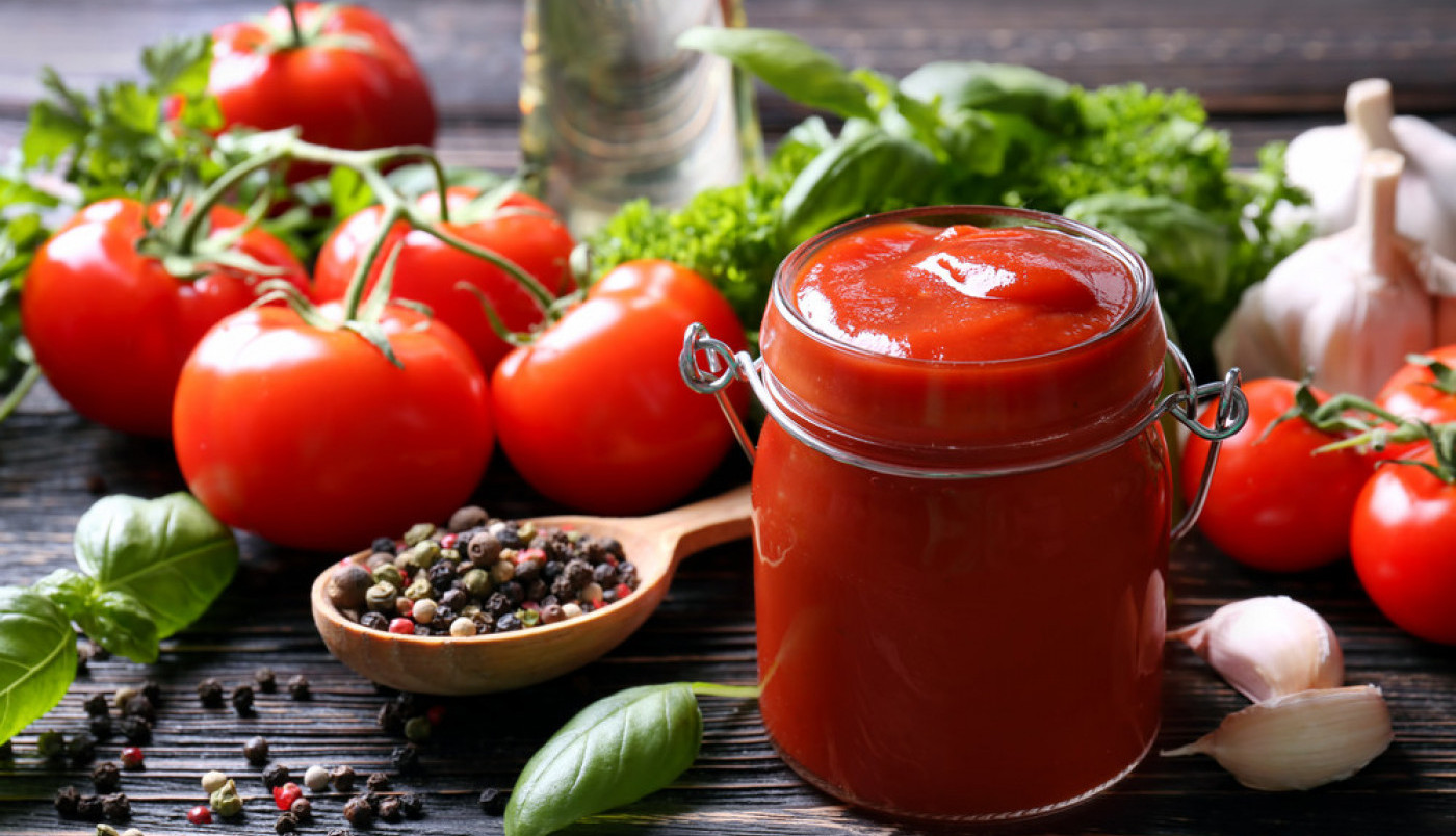 Brzo i lako ogulite paradajz za domaći kečap, BEZ LEPLJENJA! Spas za domaćice, a i za mašinicu za mlevenje!