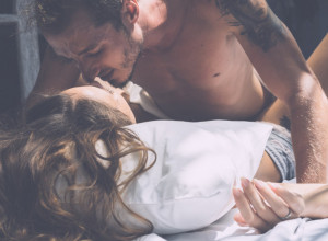 BOCKANJE KOJE PODSTIČE LIBIDO: Naučnici otkrili kako da oplemenite intimni život