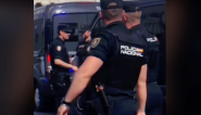Žene traže da ih uhapse ovi policajci, evo zašto (VIDEO)