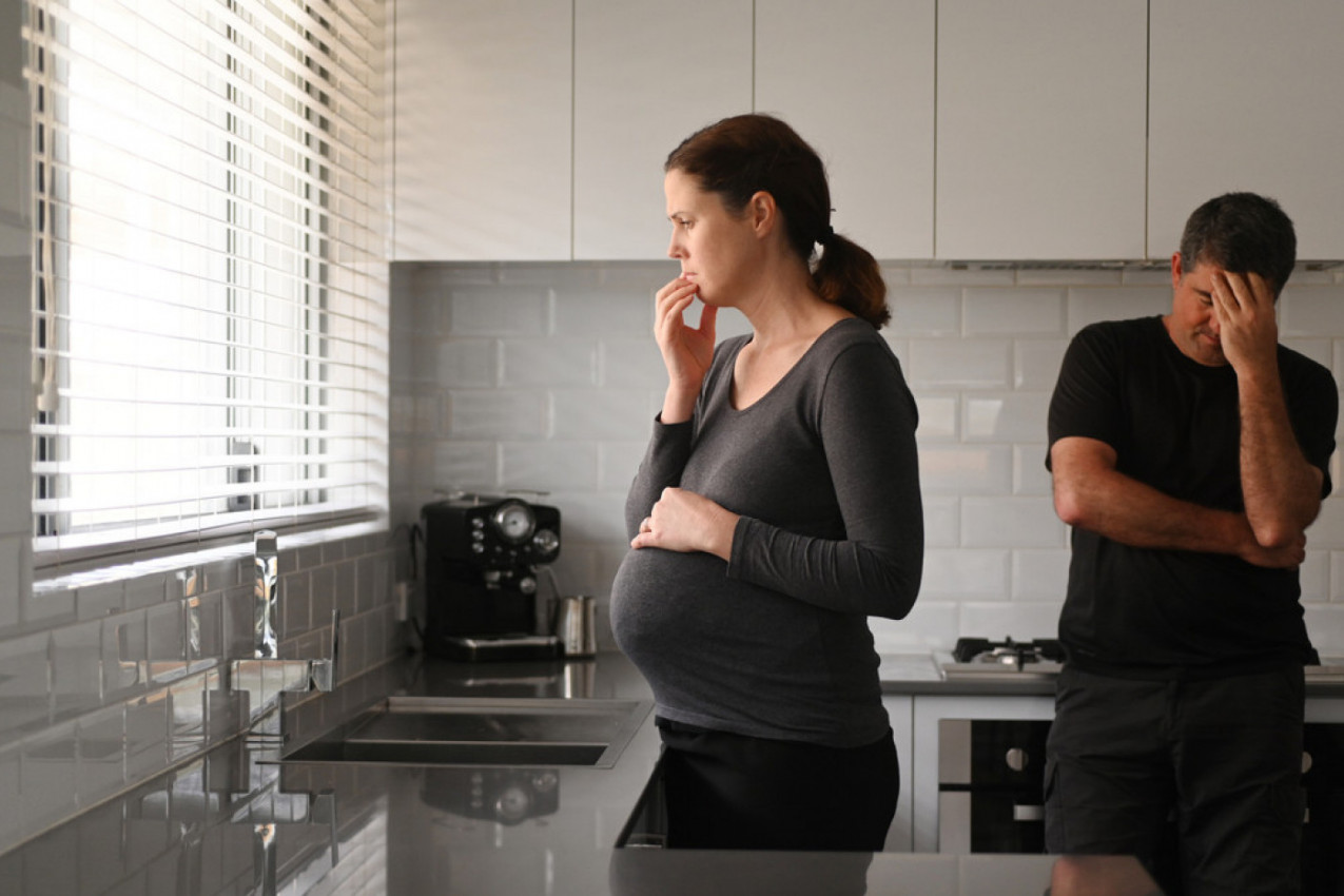 SVEKRVA MI JE REKLA DA JE U ŠOKU ŠTO JE ODGAJILA TAKO UŽASNOG ČOVEKA: Potresna ispovest trudnice koja je u šestom mesecu trudnoće otkrila prljavu tajnu svog supruga (FOTO)