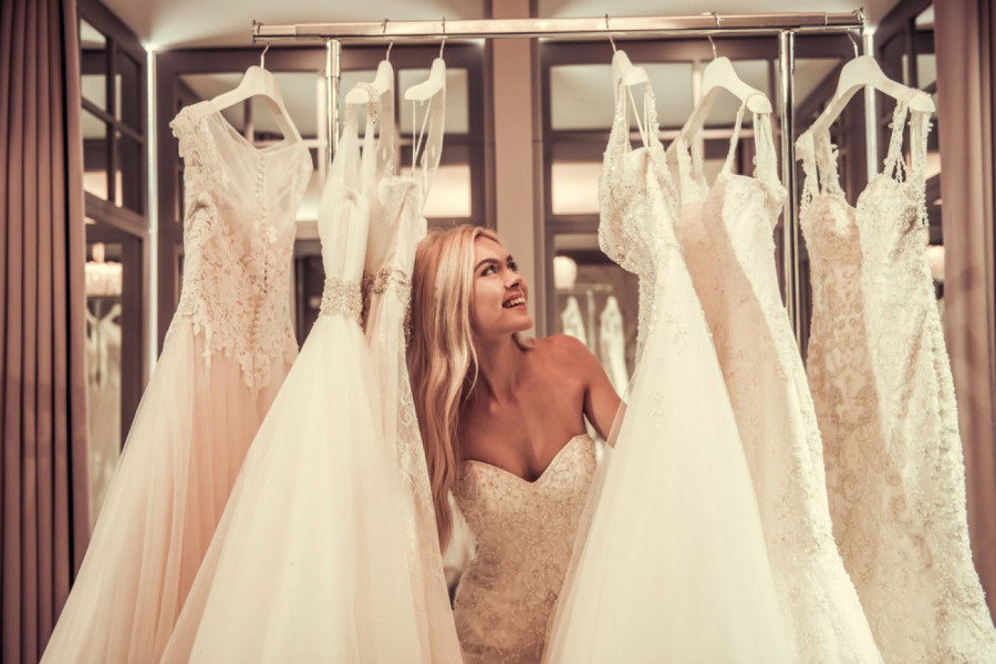 BLIŽI VAM SE VENČANJE, DA LI STE ODABRALE PRAVU HALJINU? Evo šta izbor venčanice govori o vama! (FOTO)