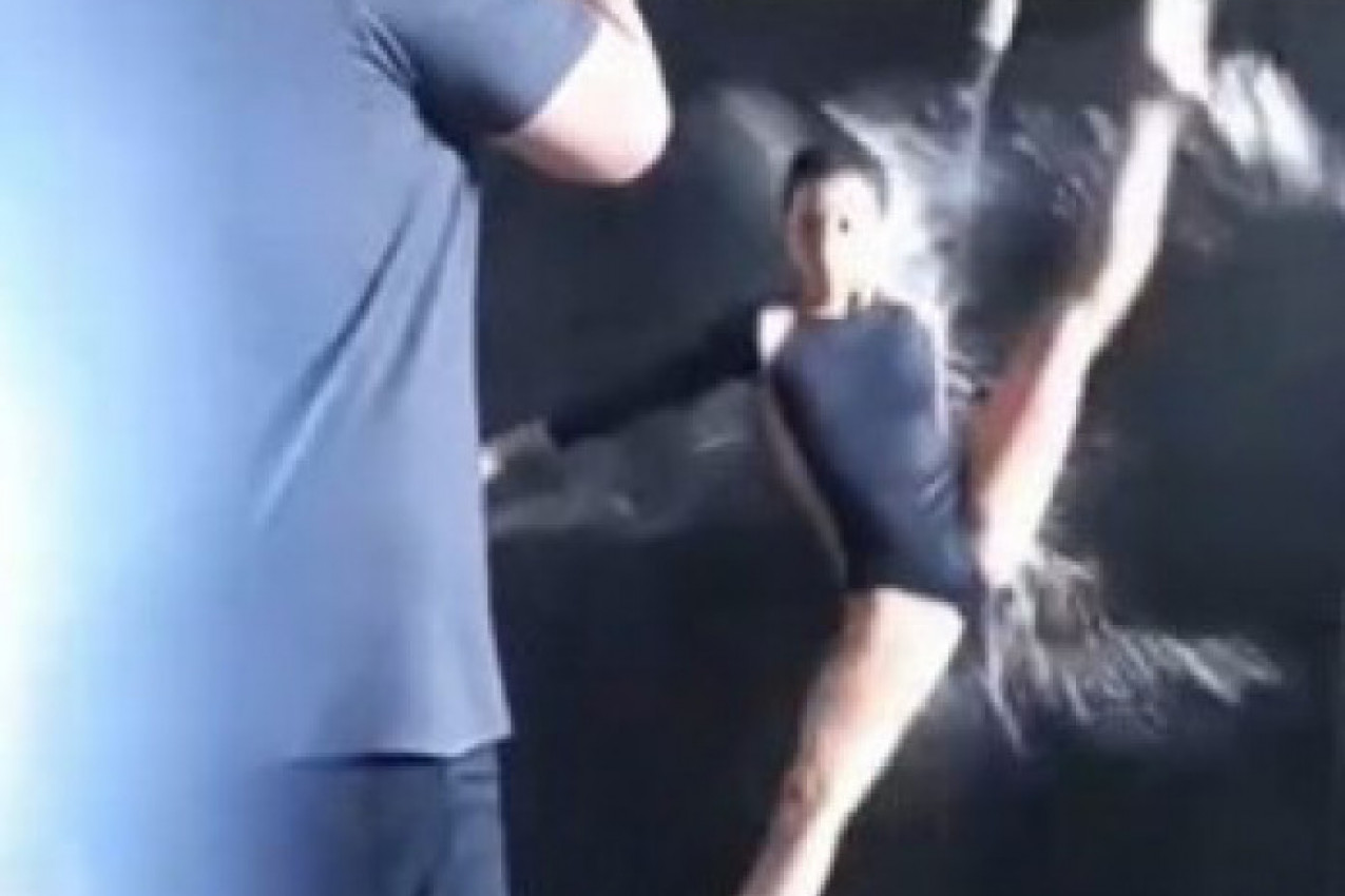 IZA NAJLEPŠE FOTOGRAFIJE KRIJE SE BOLNA TAJNA: "Da li zaista vredi, ovo je pakao", javnost uznemirena nakon što je videla kadrove sa snimanja jedne gimnastičarke (VIDEO)