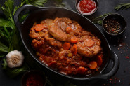RECEPT ZA LOVAČKE ŠNICLE: Mekano meso u pikantnom sosu, ručak koji se sam sprema!