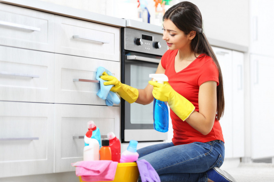 AKO OVAKO ČISTITE KUĆU, SAMO PREMEŠTATE PRAŠINU I MIKROBE: Profesionalna čistačica otkriva kako da besprekorno dezinfikujete dom