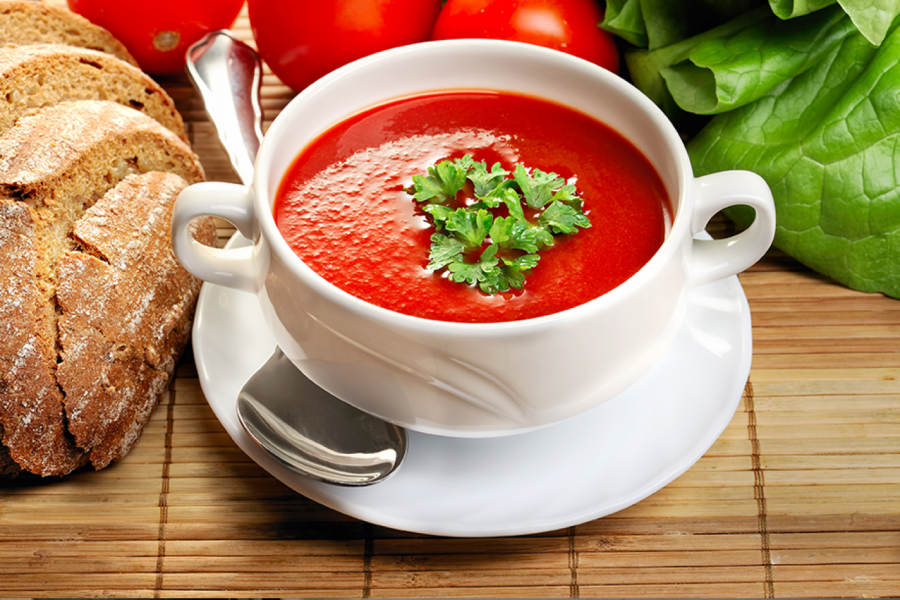 ODLIČNA NAKON PRAZNIČNOG PREJEDANJA: Brza i ukusna paradajz čorba koja je pravi izbor za vaš stomak! ovih dana
