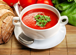 ODLIČNA NAKON PRAZNIČNOG PREJEDANJA: Brza i ukusna paradajz čorba je pravi izbor za vaš stomak!