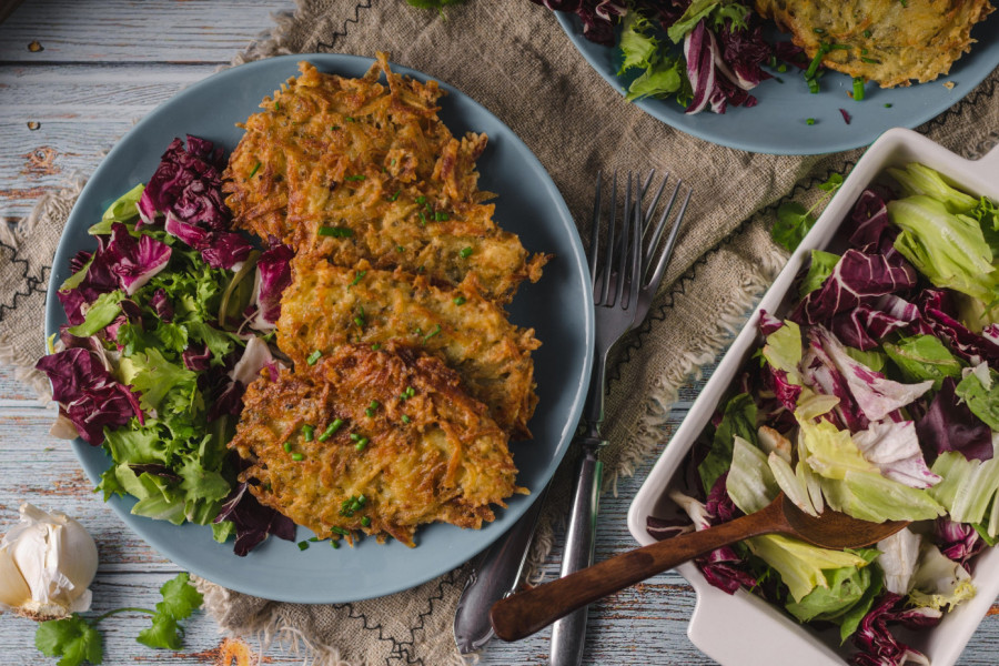 RECEPT ZA SAVRŠENE PLJESKAVICE OD TIKVICA: Najukusniji obrok za celu porodicu koji košta manje od 300 dinara