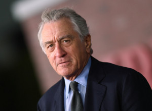 ROBERT DE NIRO POKAZAO DA JE VITALNIJI NEGO IKAD: Živi život, najstarija ćerka mu ima 56, najmlađa godinu dana (VIDEO)