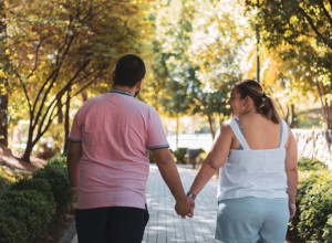 EVO S KOLIKO GODINA SE MUŠKARCI NAJVIŠE GOJE, A KAD ŽENE NABACUJU KILAŽU: Podaci su alarmantni!