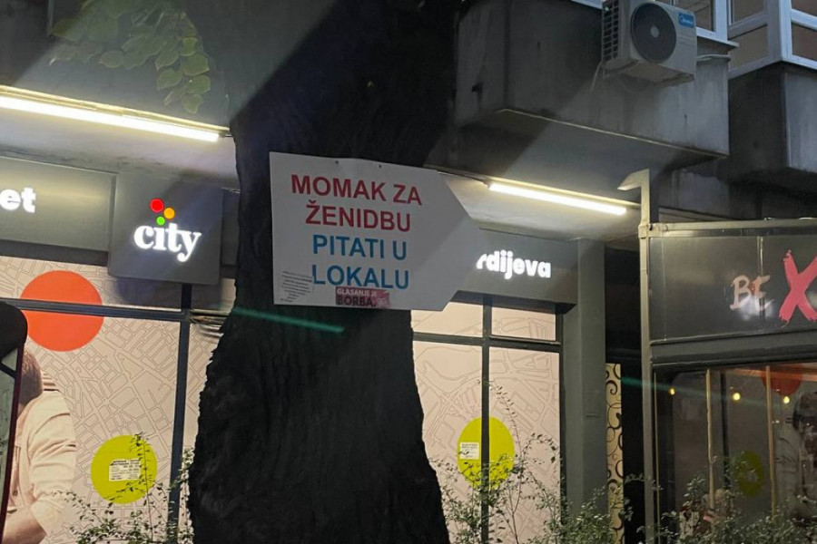 URNEBESAN ZNAK NA VRAČARU - MOMAK ZA ŽENIDBU! Beograđanin odlučio da ne može da čeka da mu se posreći, pa uradio OVO