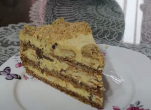 TORTA OD LOMLJENOG KEKSA I ORAHA: Kremasta poslastica za sve iznenadne goste i ukus o kom će se pričati