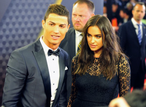 ZA RASKID NAJLEPŠEG PARA KRIVA JE JEDNA OSOBA: Kristijano Ronaldo i Irina Šajk su PUCALI od emocija - ali onda je ona rekla nešto za njegovu MAJKU i usledio je haos!