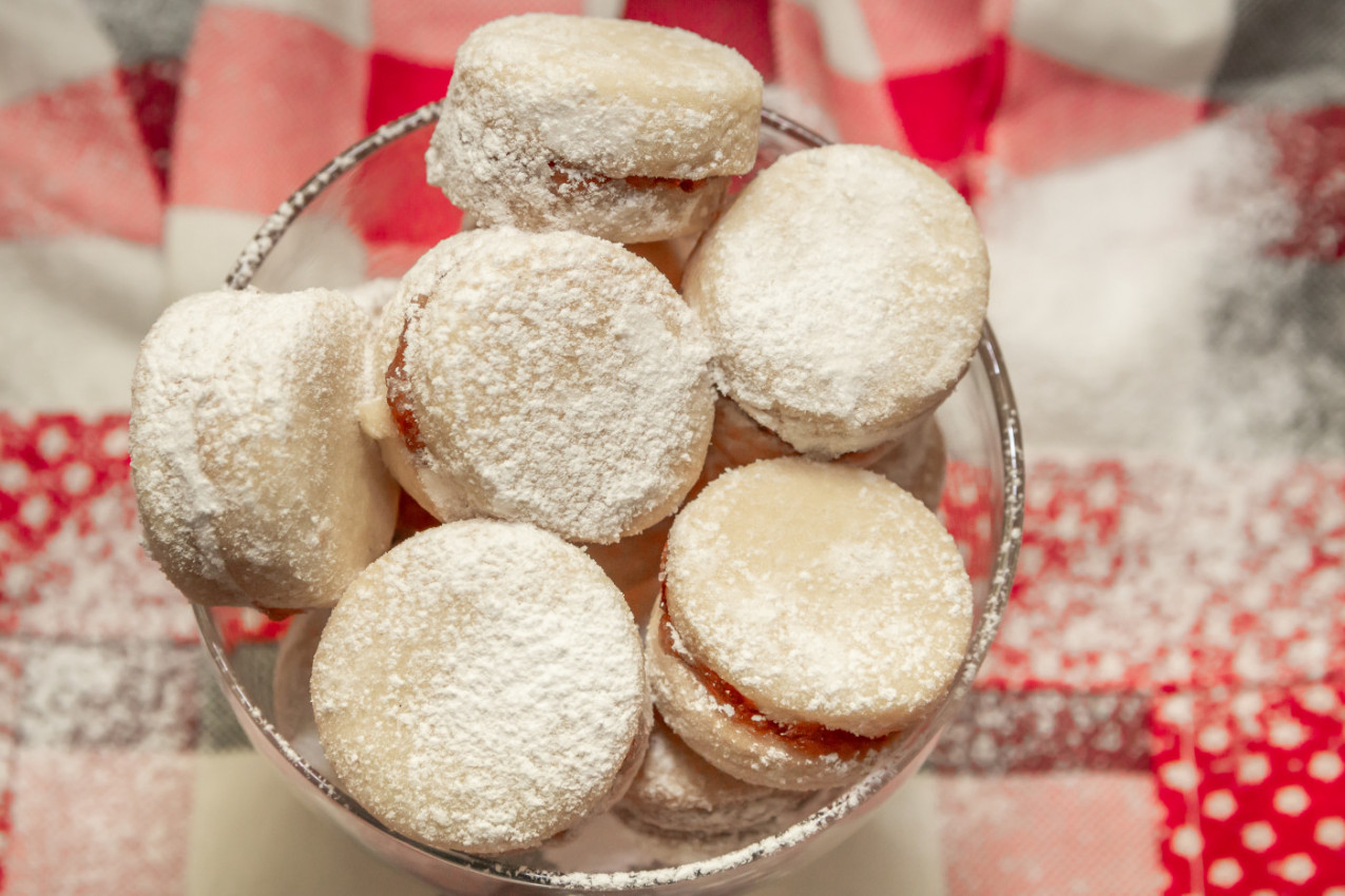 RECEPT ZA POSNE VANILICE: Slatkiš koji se topi u ustima, savršen za Svetog Nikolu!