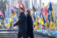 KO JE MOĆNA ŽENA KOJA STOJI IZA UKRAJINSKOG PREDSEDNIKA ZELENSKOG? Evo šta je uradila kad ga je Tramp brutalno ponizio u Beloj kući! (FOTO GALERIJA)