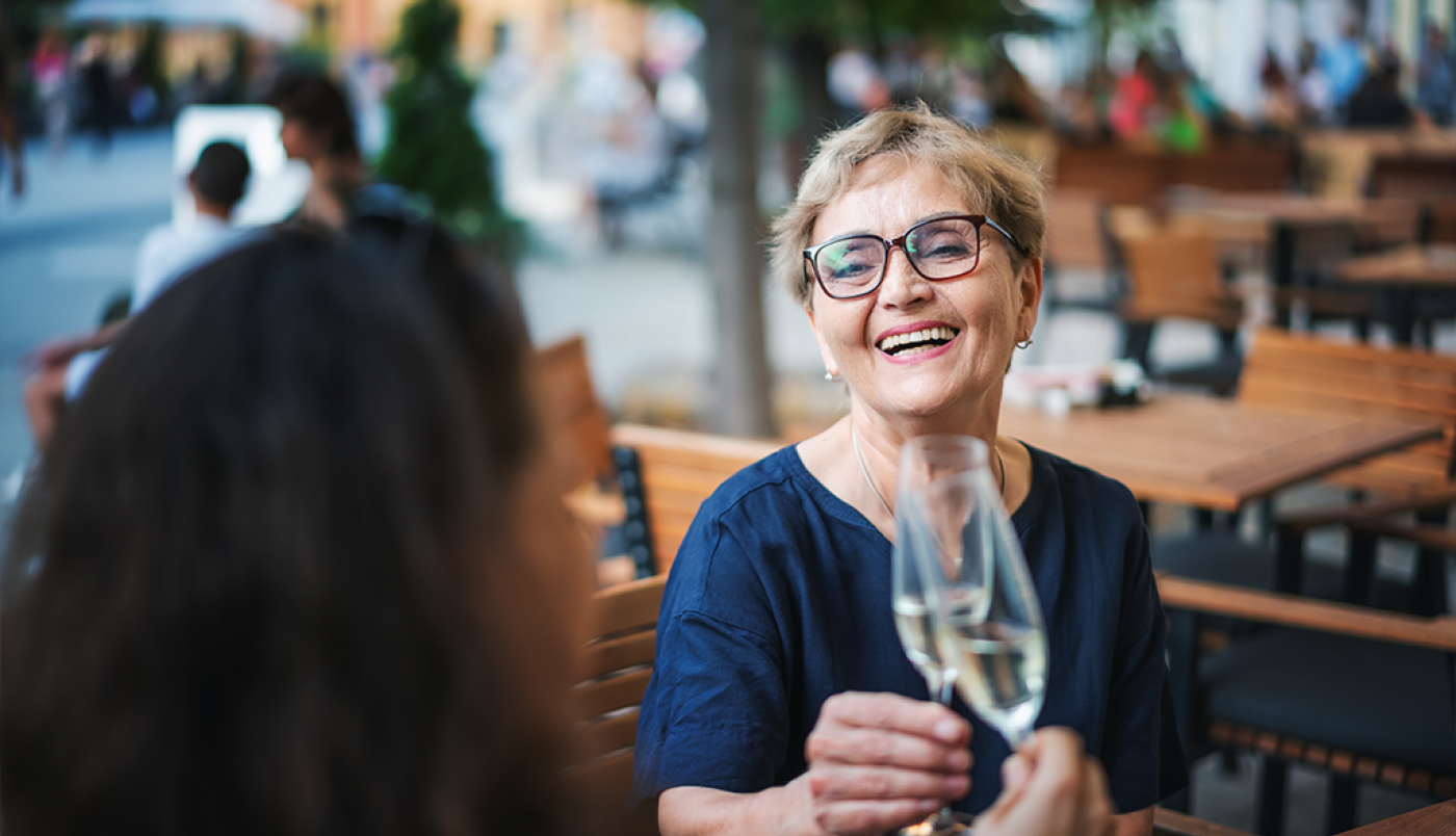 POZVALA JE SVEKRVU U RESTORAN I NIJE NI SANJALA ŠTA ĆE JOJ PRIREDITI: Međutim, tu nije bio kraj, ovoj ženi se život pretvorio u pakao!