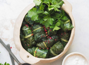 RECEPT ZA NIKAD SOČNIJE SARMICE OD ZELJA: Osvajaju i ukusom i mirisom, uz to su i nikad zdravije!