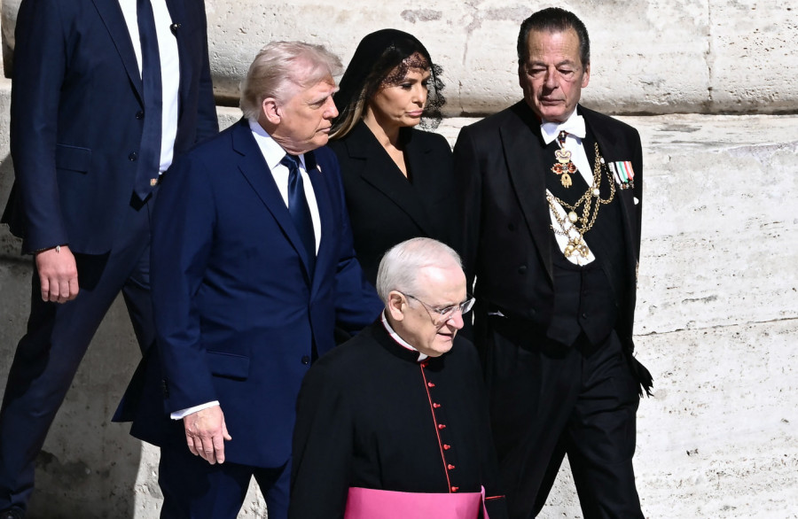 Svi su komentarisali lice Melanije Tramp