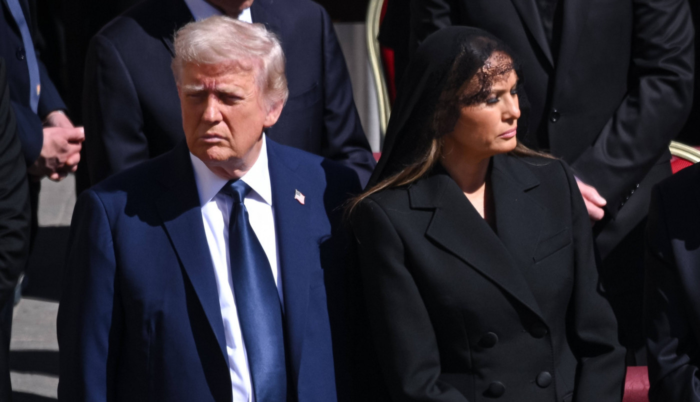 MELANIJA NAPUSTILA DONALDA TRAMPA?! Bela kuća bez prve dame, svetski mediji bruje o razvodu, a stiglo i saopštenje: "Ti si imbecil najvišeg ranga!"
