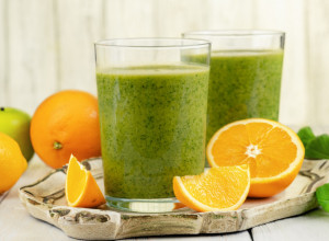 GASTROENTEROLOG OTKRIVA RECEPT ZA ČIŠĆENJE CREVA OD SVIH OTROVA: Ove dve namirnice krcate su gvožđem, dižu energiju i podstiču varenje!