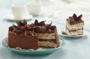 NIJE NAJLAKŠA, NI NAJJEFTINIJA, ALI VREDI JE ČEKATI: Neodoljiva torta sa lešnikom i čokoladom, osvaja srca posle prvog zalogaja!