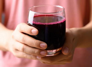 ČISTI JETRU, IZBACUJE TOKSINE I KRCATO JE VITAMINIMA: Naši preci su svakodnevno pili ovo piće, danas se prodaje kao suvo zlato, a možete ga sami napraviti kod kuće!