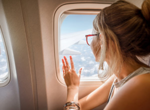 DOKTOR OTKRIO ŠTA SE ZAISTA DEŠAVA S VAŠIM PLUĆIMA DOK LETITE AVIONOM: Šta morate da uradite čim osetite OVO i ko odmah mora da traži pomoć doktora