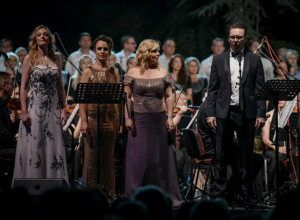 Gala koncert Opere SNP-a u novosadskoj Sinagogi: Veče za pamćenje pod dirigentskom palicom Mikice Jevtića