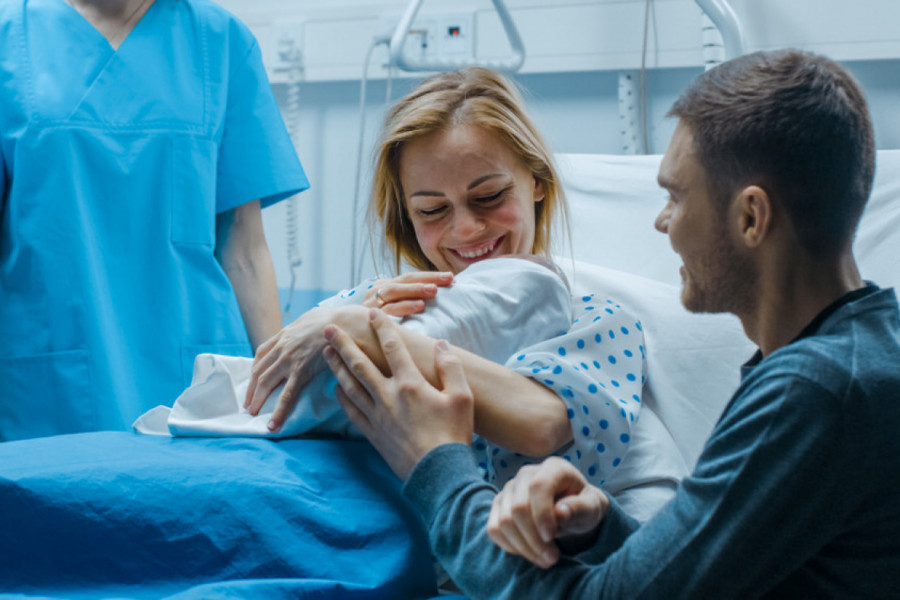 ČIM SAM SE PORODILA, SVEKRVA JE OVO POKUŠALA DA MI URADI IZA LEĐA: Odmah sam je izbacila iz porodilišta, sada je cela familija ljuta na mene