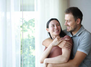 BILA JE UVERENA DA JE UPOZNALA SAVRŠENOG MUŠKARCA: Onda joj je pijan priznao svoju najveću tajnu i od šoka se u trenu otreznila!