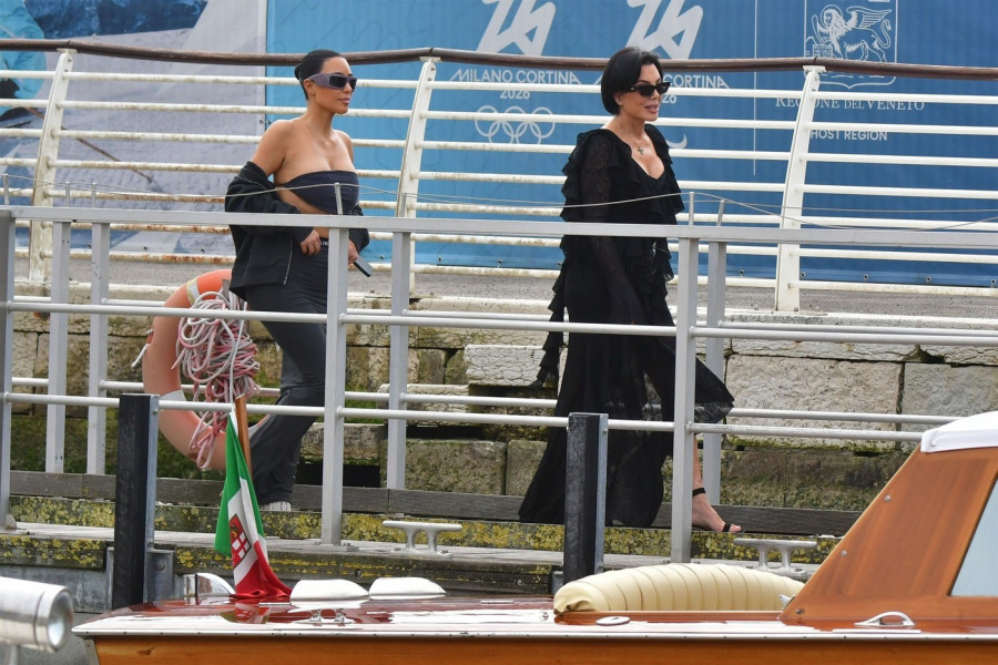 Dolazak Kris Džener i Kim Kardašijan