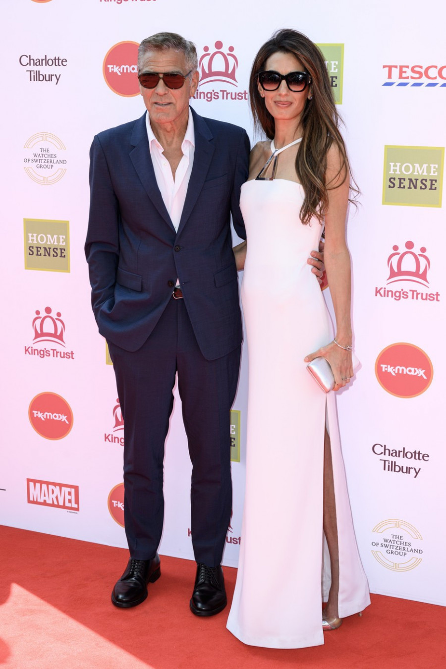 Amal i Džordž Kluni na dodeli nagrada u Londonu