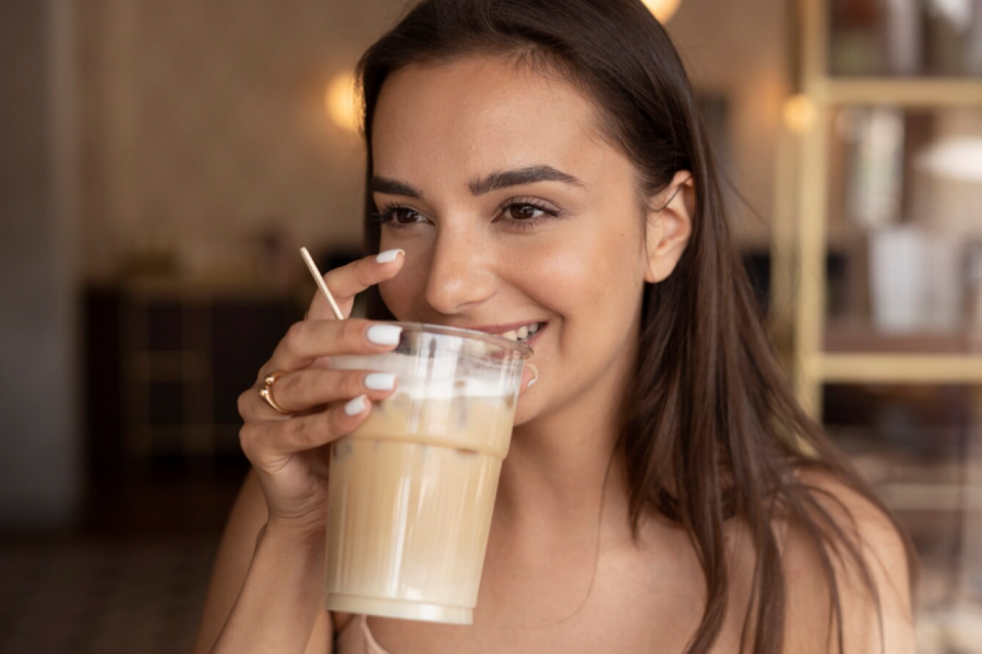 NE MOŽETE BEZ KAFE NI PO VRELOM DANU: Ovo je recept za savršeni napitak koji osvežava!