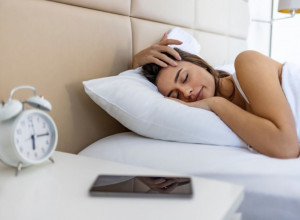 KILOGRAMI SE SAMO GOMILAJU, A NIJE VAM JASNO ZAŠTO: Ovo su jutarnje navike koje usporavaju metabolizam a da toga niste ni svesni!
