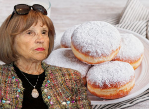 RECEPT MIRE BANJAC ZA SAVRŠENE KROFNE: Uz ovaj njen tajni sastojak uspevaju svaki put!