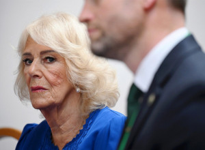 SKANDALI KRALJICE KAMILE koju danas znamo kao bakicu sa šešriom: O njenim snimljenim "prljavim" razgovorima još se priča, a OVAKO se osvetila princezi Dajani