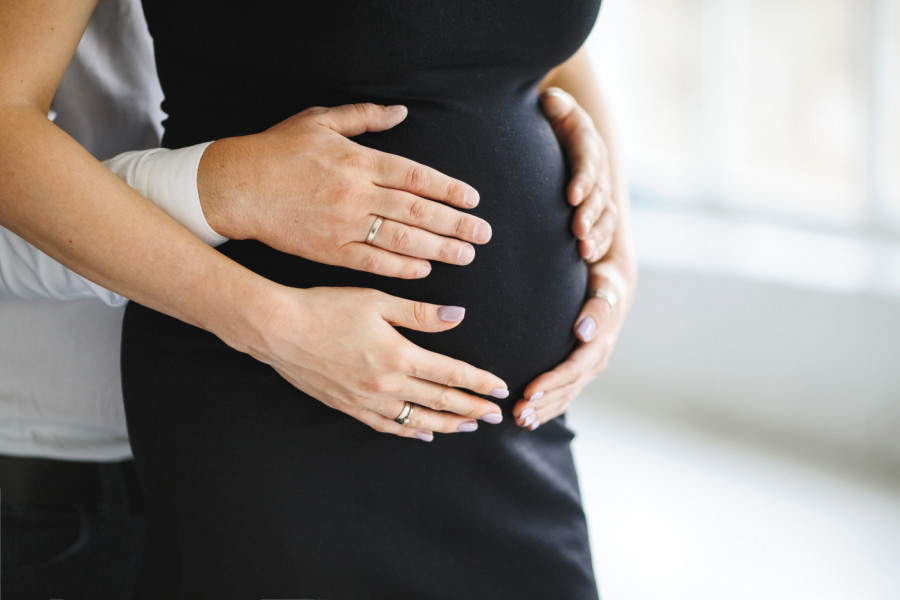 DA LI JE STVARNO 50:50? Nauka otkriva šta najviše utiče na pol bebe