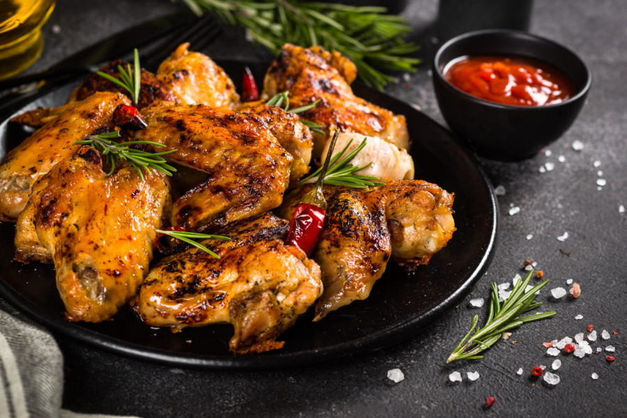 RECEPT ZA PILEĆA KRILCA IZ RERNE: Uz ovaj nebičan sastojak biće savršno hrskava!