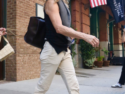 Dženifer Aniston odana jednom modelu japanki
