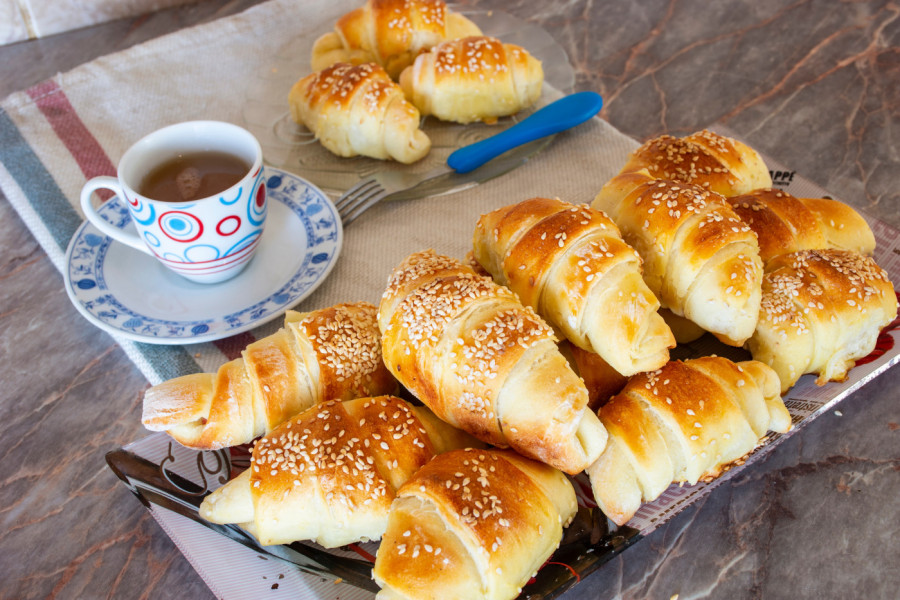 OVO JE RECEPT ZA KIFLICE SA SIROM STAR 200 GODINA: Nema čekanja da testo naraste, a mekane su kao duša!