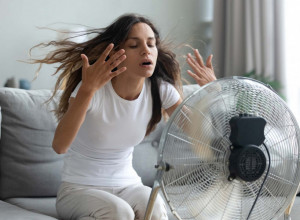 LEKARI UPOZORAVAJU, VENTILATORI MOGU DA POVEĆAJU RIZIK OD SRČANOG UDARA: Odmah ga ugasite ako ga koristite na OVOJ temperaturi!