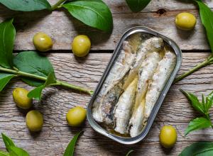 ZA TRI GRUPE LJUDI ONE SU GORE OD OTROVA, KO NIKAKO NE SME DA JEDE SARDINE: Jedan sastojak može da bude opasan!
