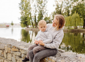 OVO JE 8 RAZLOGA ZAŠTO JE VAŽAN ODNOS MAJKE I SINA: Evo na koje sve aspekte njegovog života utiče od detinjstva do zrelog doba!
