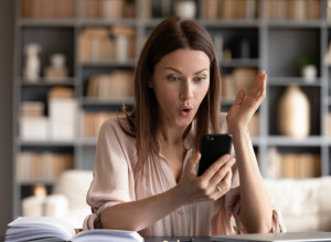 MISLILA SAM DA SAM NAJZAD PRONAŠLA SAVRŠENOG MUŠKARCA NA INTERNETU: Šokirala sam se kada sam se setila odakle ga znam!